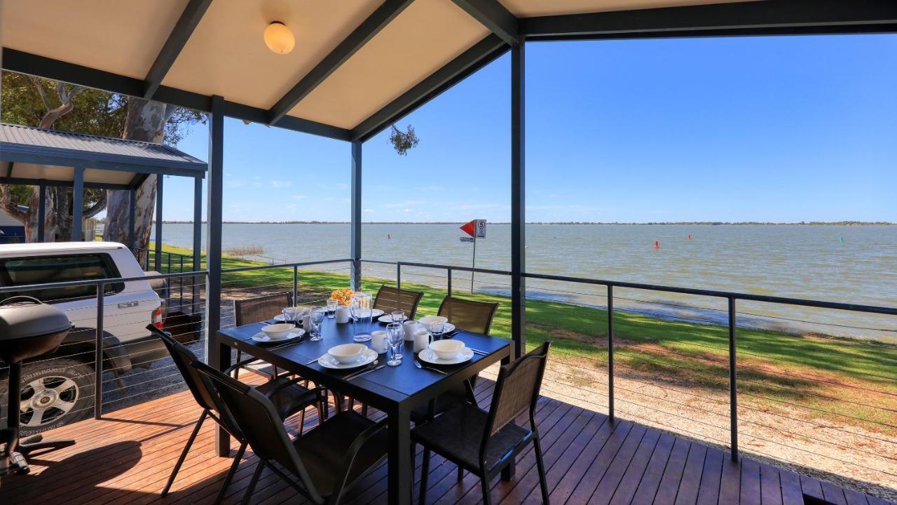 Lake Boga Caravan Park Экстерьер фото