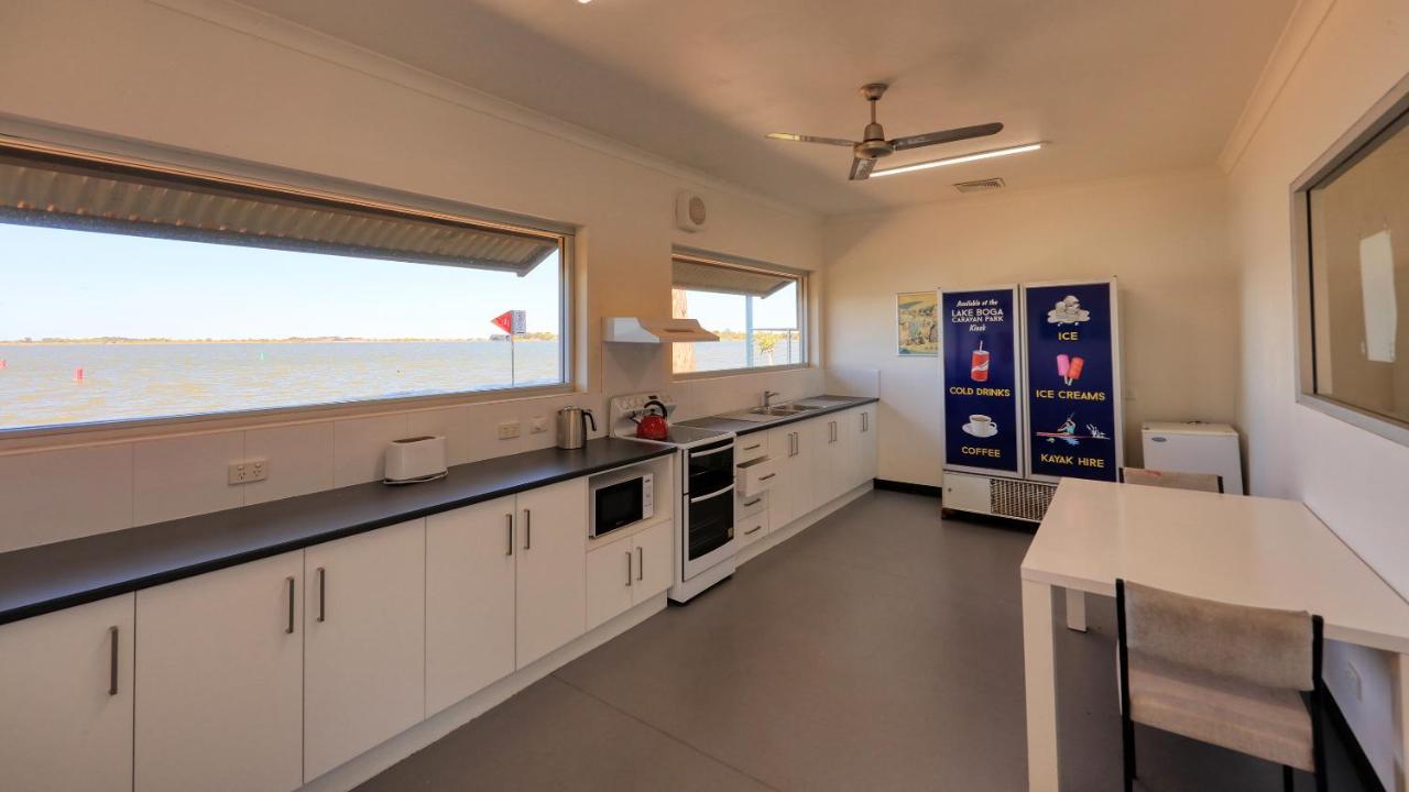 Lake Boga Caravan Park Экстерьер фото