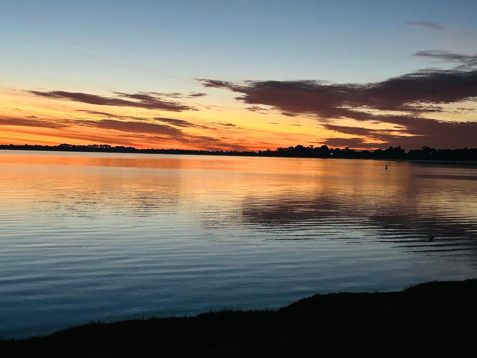 Lake Boga Caravan Park Экстерьер фото